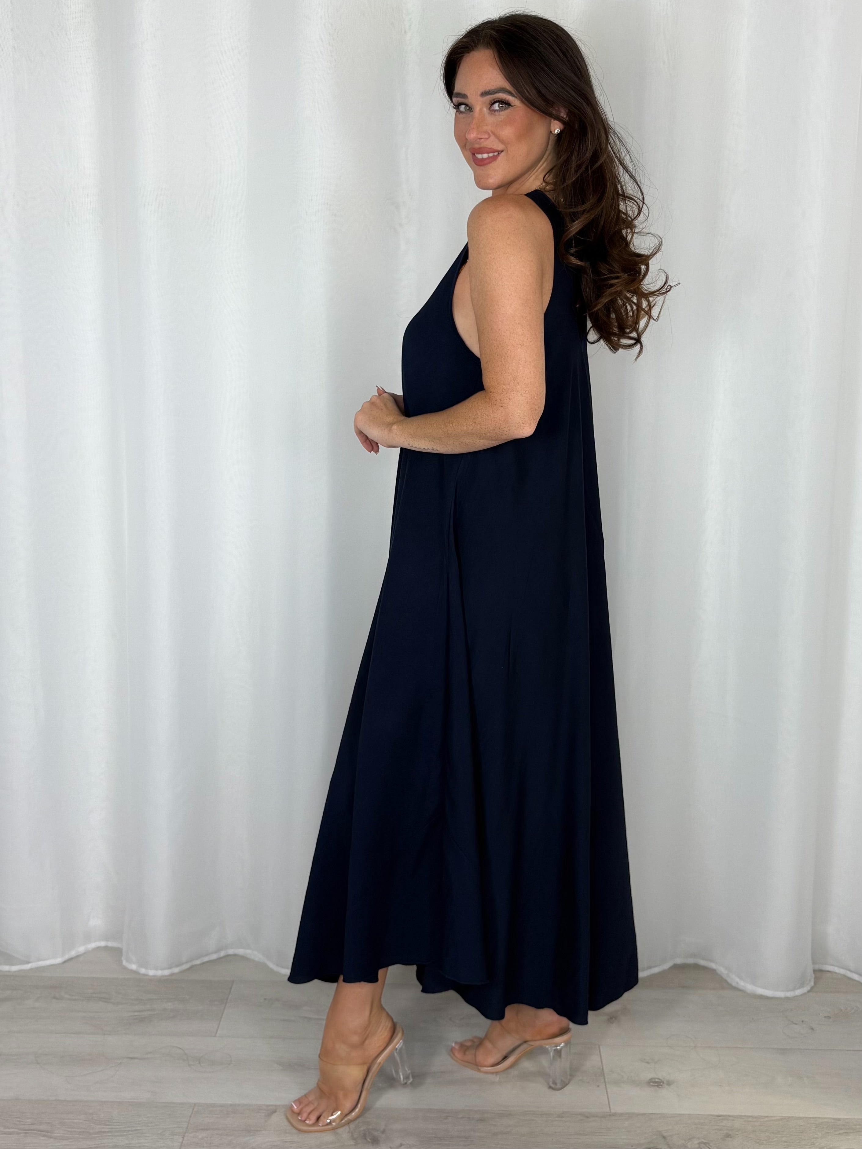 Maxi Dress With Necklace (4 Colours)