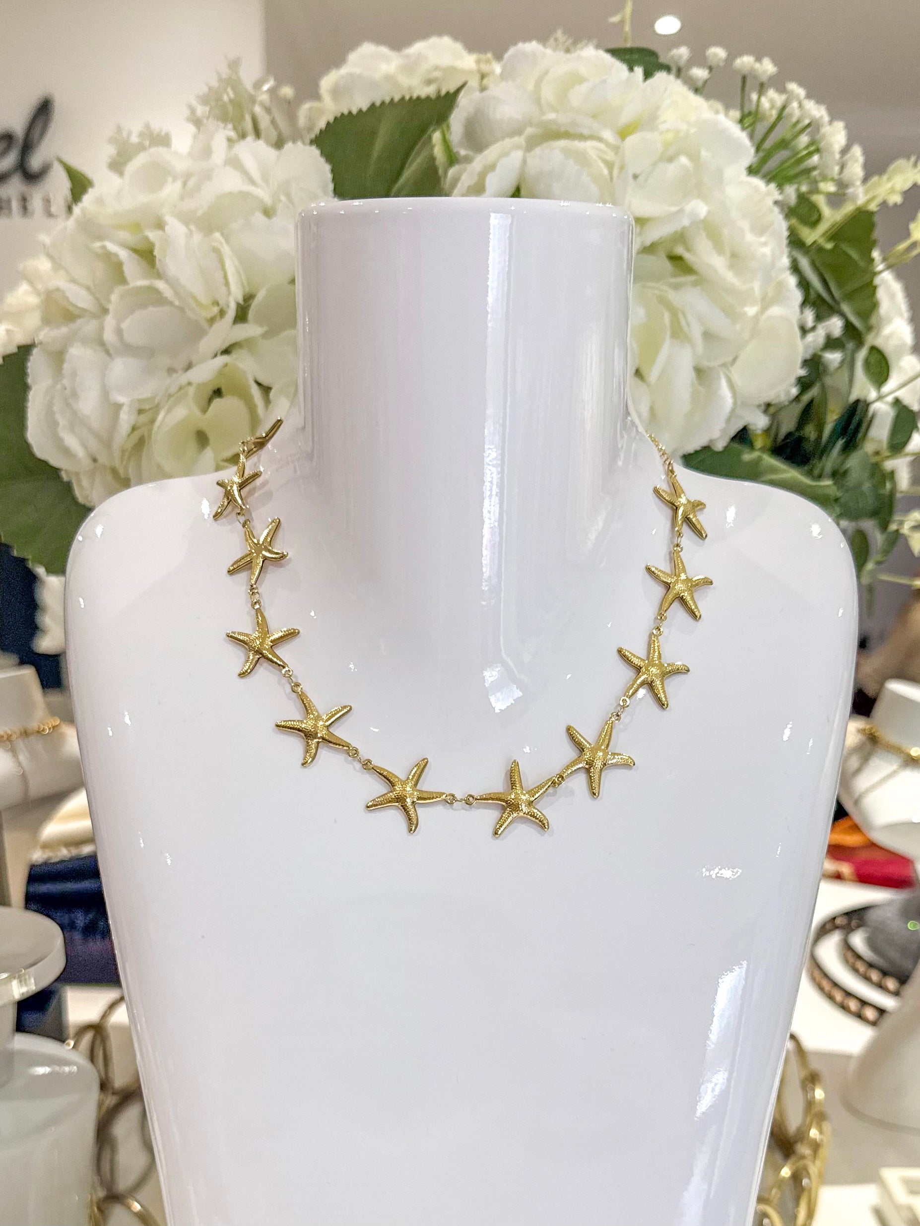 Gold Starfish Clasp Necklace