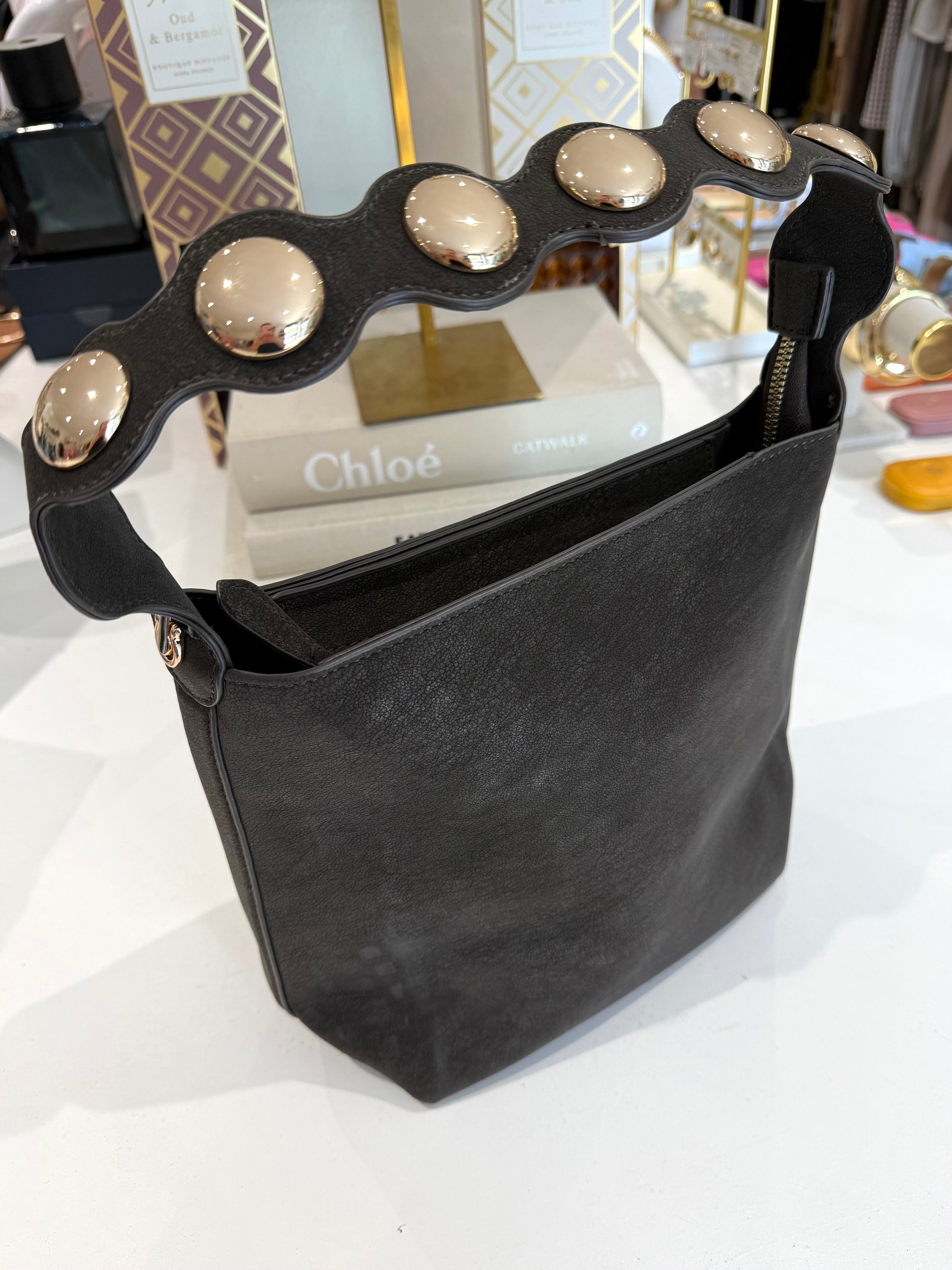 Gold Disk Handle Bag (2 Colours)