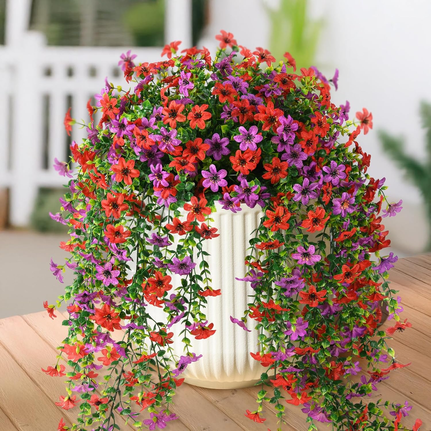 Outdoor Cascading Daisy & Eucalyptus Florals – UV Resistant (Set of 2)