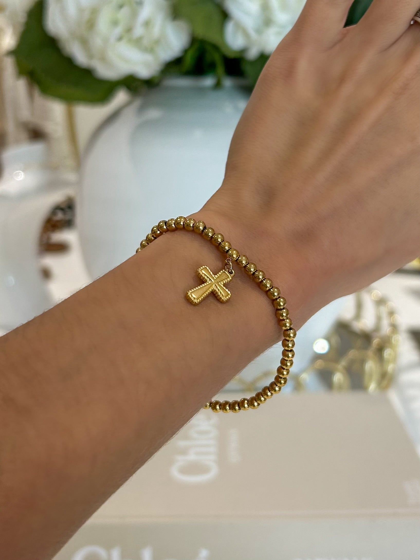 Cross Elasticated Bracelet (2 Colours)