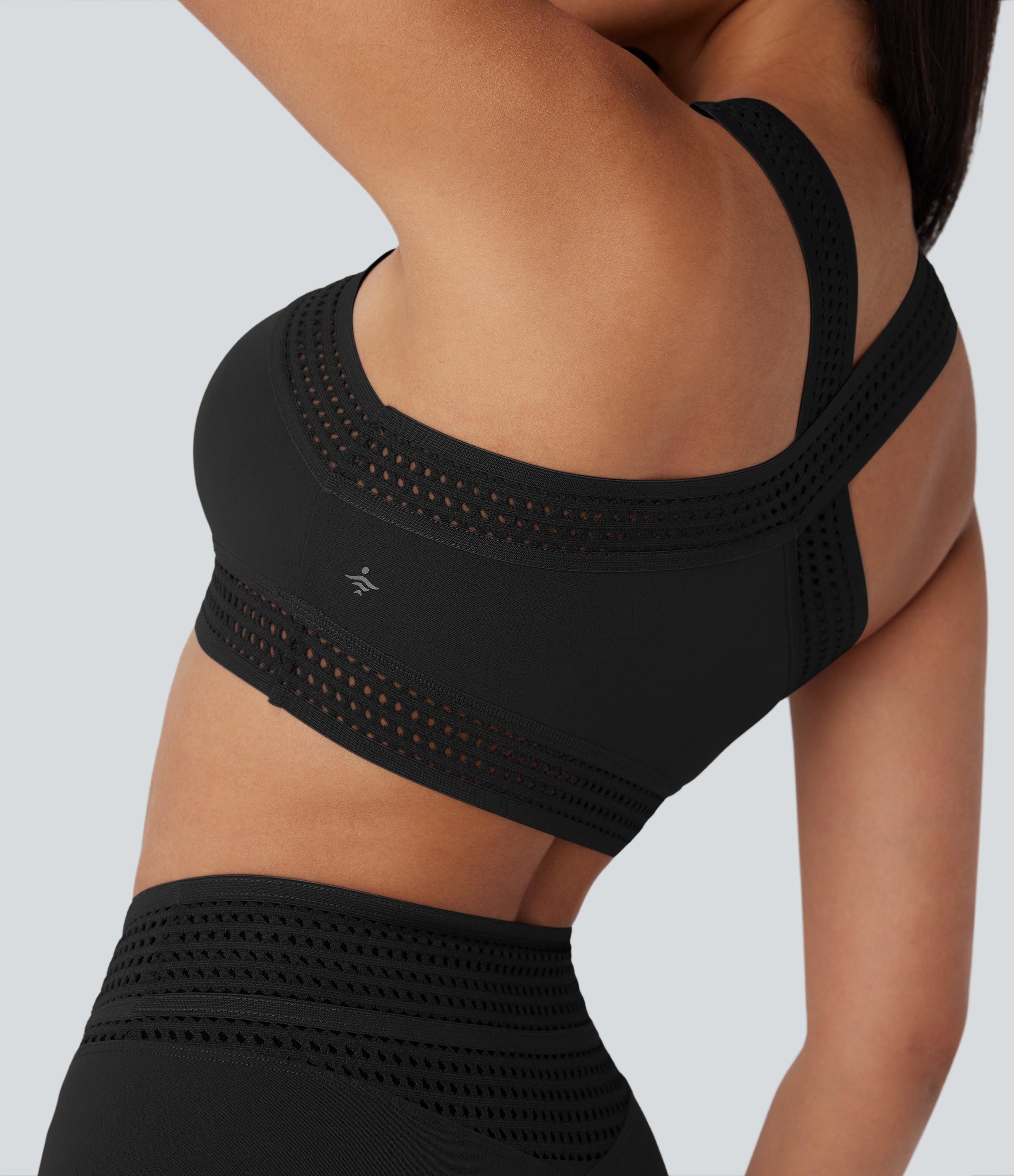 Light Support Crossover Cut Out Yoga Sports Bra