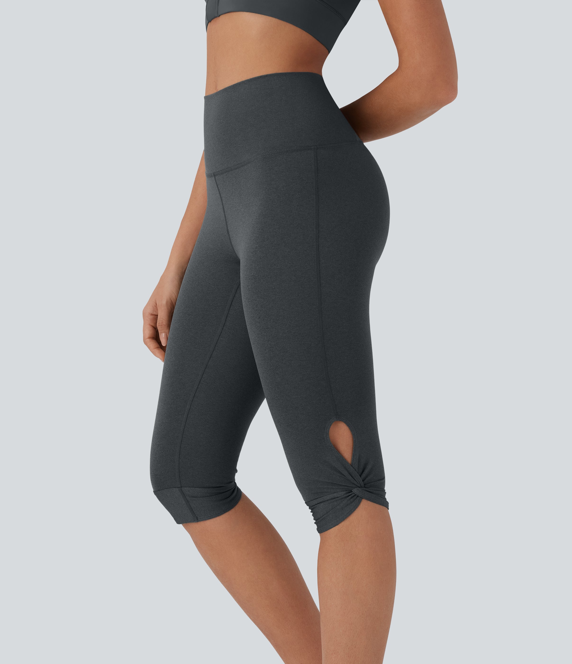 High-Waisted Cut-Out Quick-Dry Yoga Pedal Pusher Leggings with Pocket