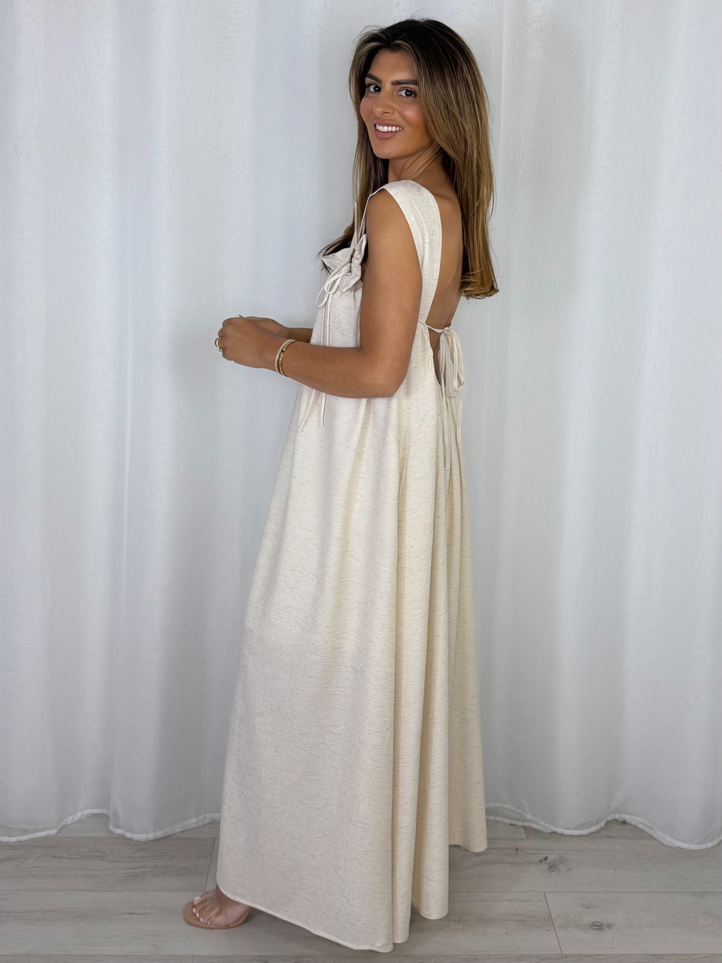 Flower Strap Detail Backless Maxi Dress