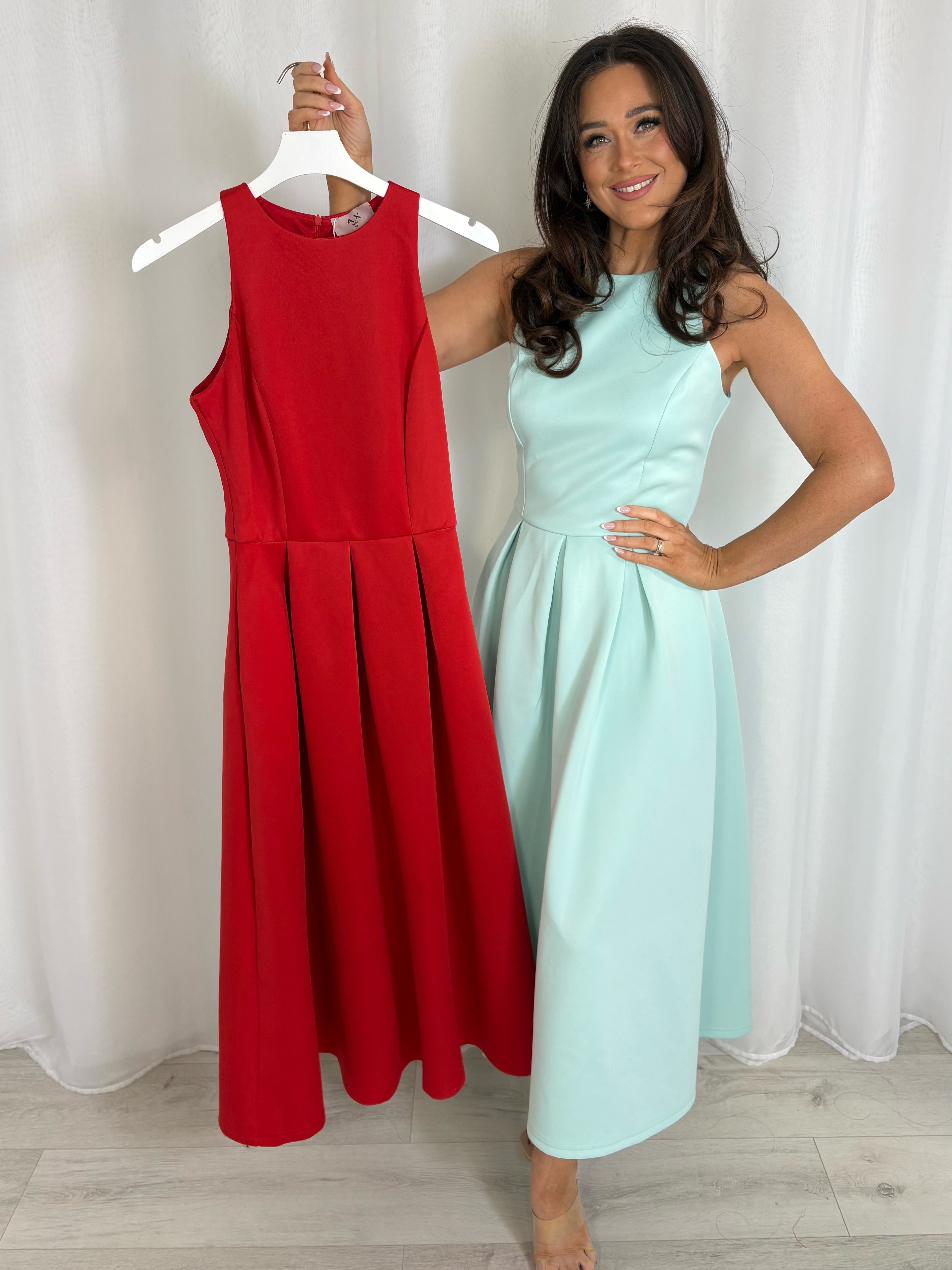 Sleeveless High Neck Pleated Dress (2 Colours)