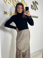V-Front Lace Bottom Skirt ( 7 Colours)
