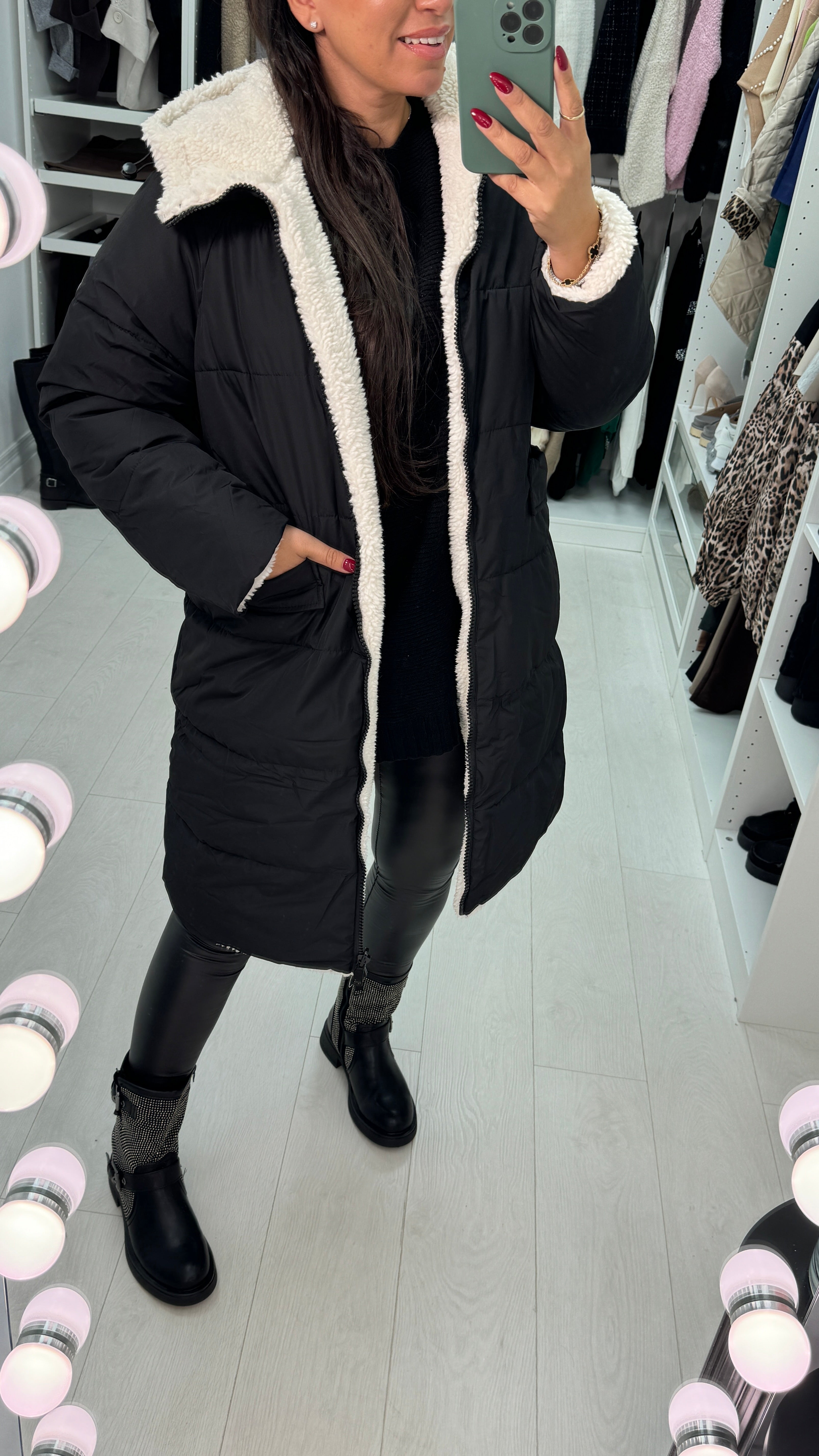 Gracia Reversible Black Padded/Cream Borg Coat