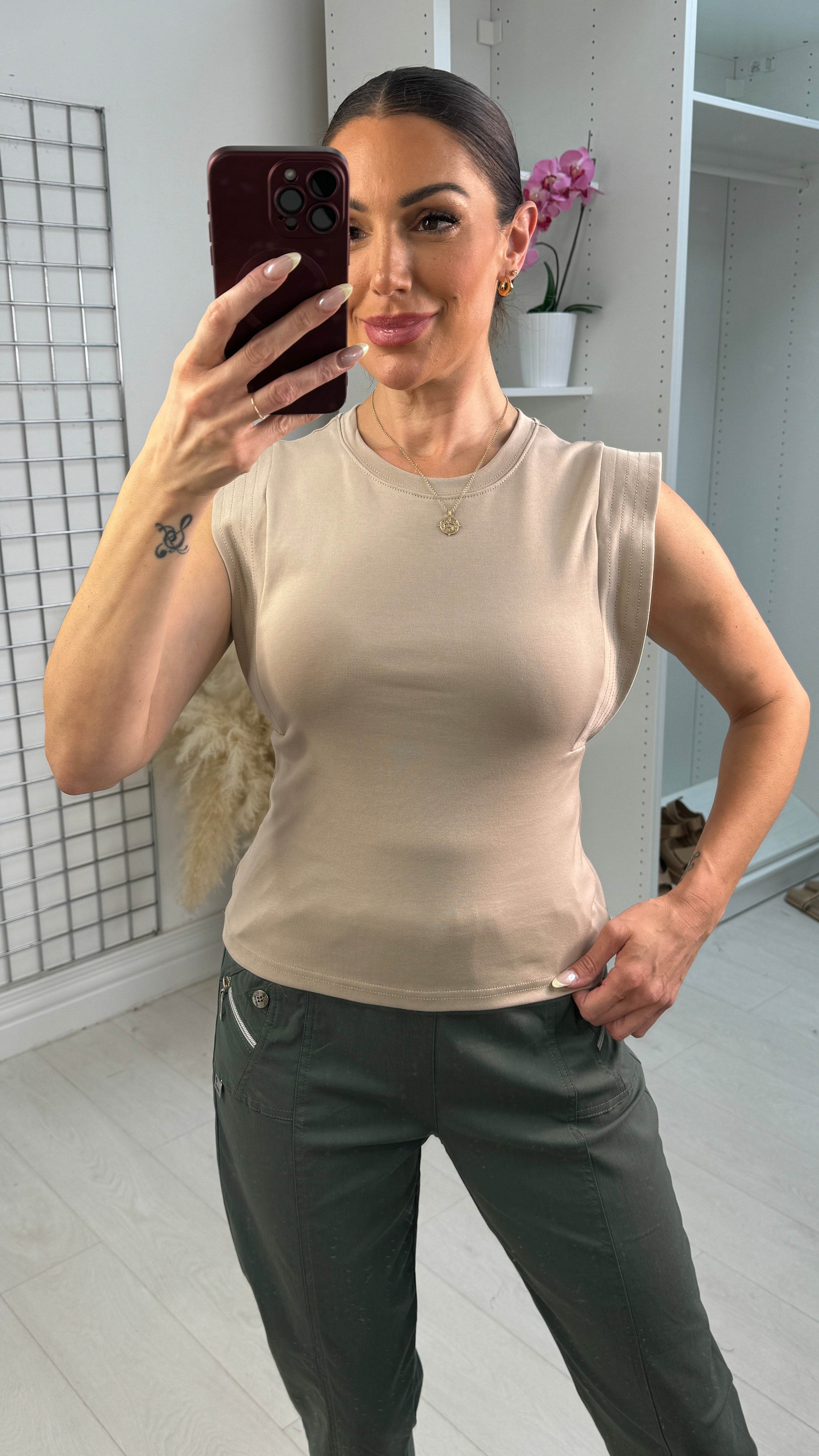 Indya Plain Sleeveless Top