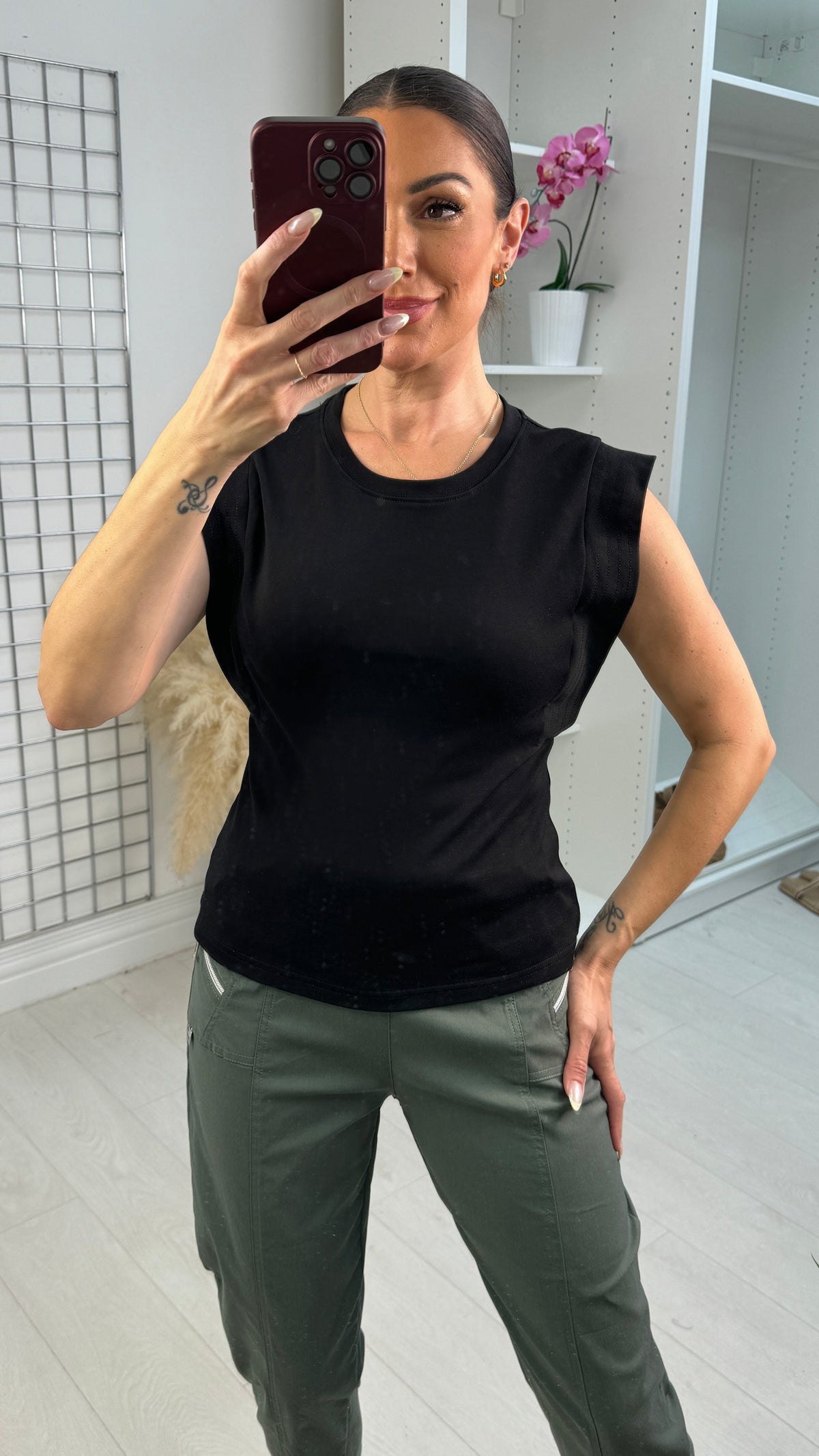 Indya Plain Sleeveless Top