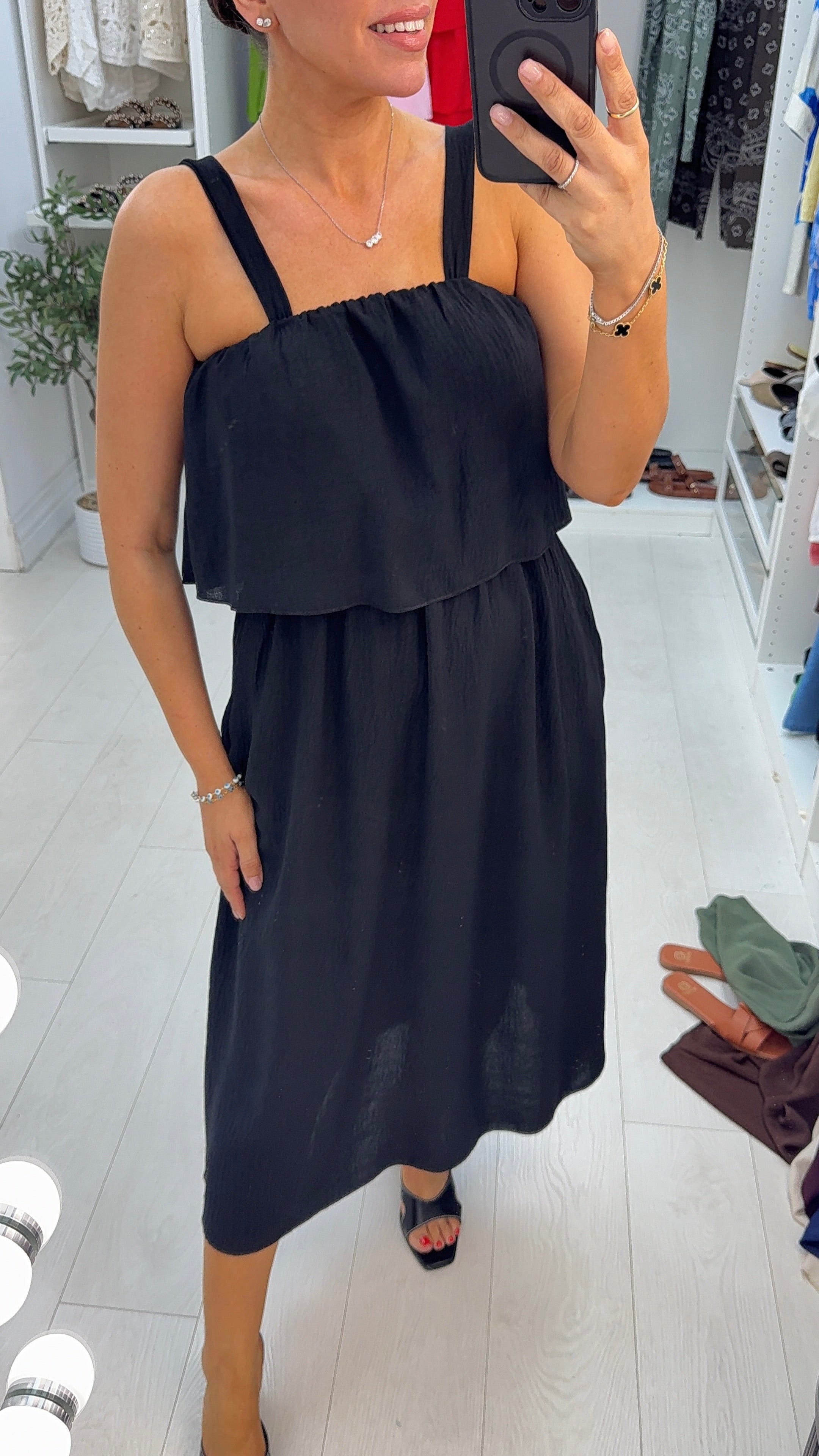 Janiyah Plain Loose Fit Strappy Dress