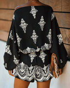 Women's Vintage Print Two-Piece Set Off-Shoulder Batwing Sleeve Top and High-Waisted Shorts Casual Vacation Set
