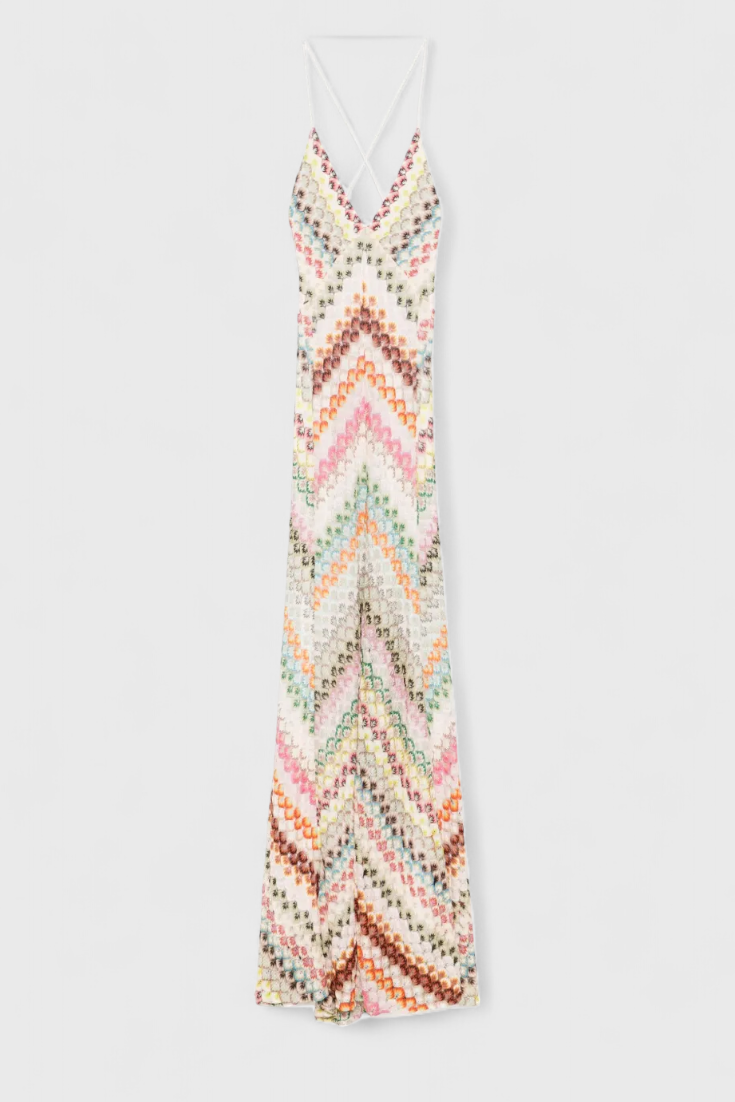 Agustina Long lace dress with V-neck and zigzag pattern