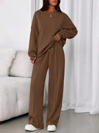 Women's Fall Winter New Long Sleeve Round Neck Sweatshirt and Pants Set, Casual Loose-Fitting Two-Piece Fashion, Travel Party Inspiration