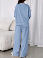 Women's Fall Winter New Long Sleeve Round Neck Sweatshirt and Pants Set, Casual Loose-Fitting Two-Piece Fashion, Travel Party Inspiration