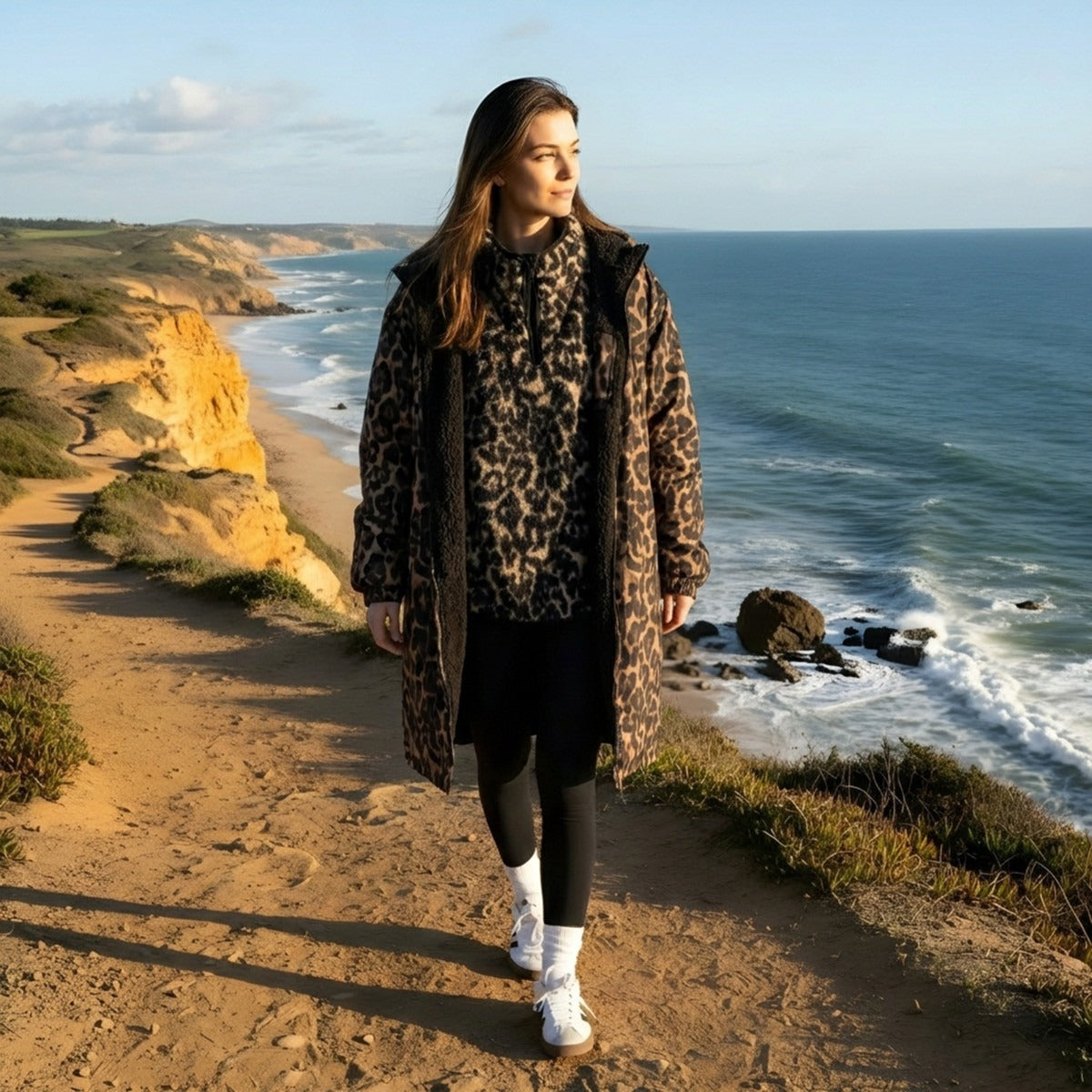 2026 NewDrying Robe Water Resistant Wind Resistant Changing Soft Sherpa Fleece Lined Oversized Hooded Long Sleeve Coat Jacket